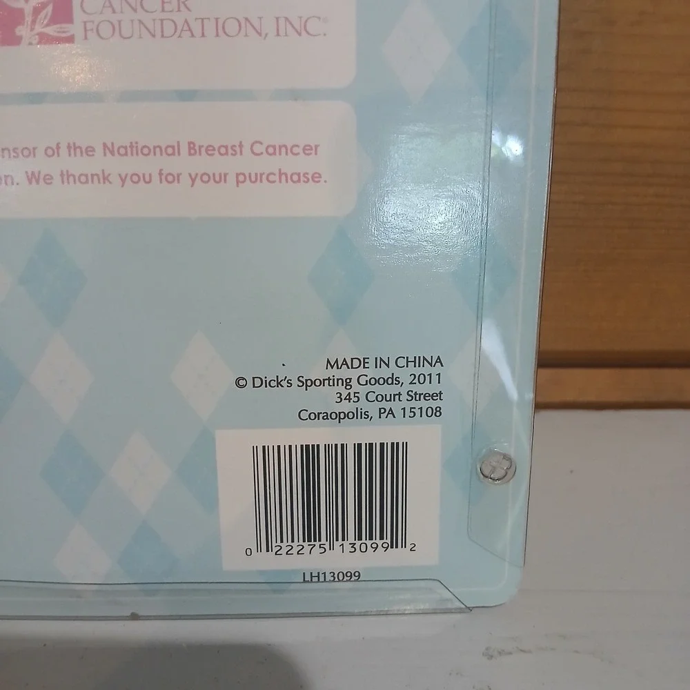NEW Lady Hagen Pink Ribbon Breast Cancer Foundation Ball Marker Kit ZA3‎